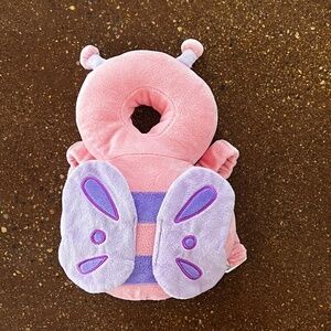 Baby plush head protection 🐝 backpack